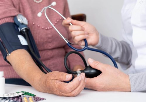 Mengenal Hipertensi (Tekanan Darah Tinggi), Gejala, Penyebab, Pengobatan dan Pencegahannya