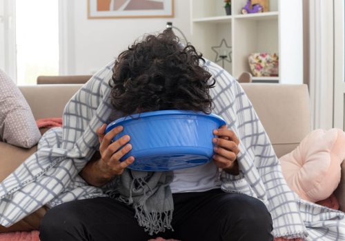 Anda Sering Mual dan Muntah? Jangan Abaikan! Kenali Penyebab dan Cara Mengatasinya